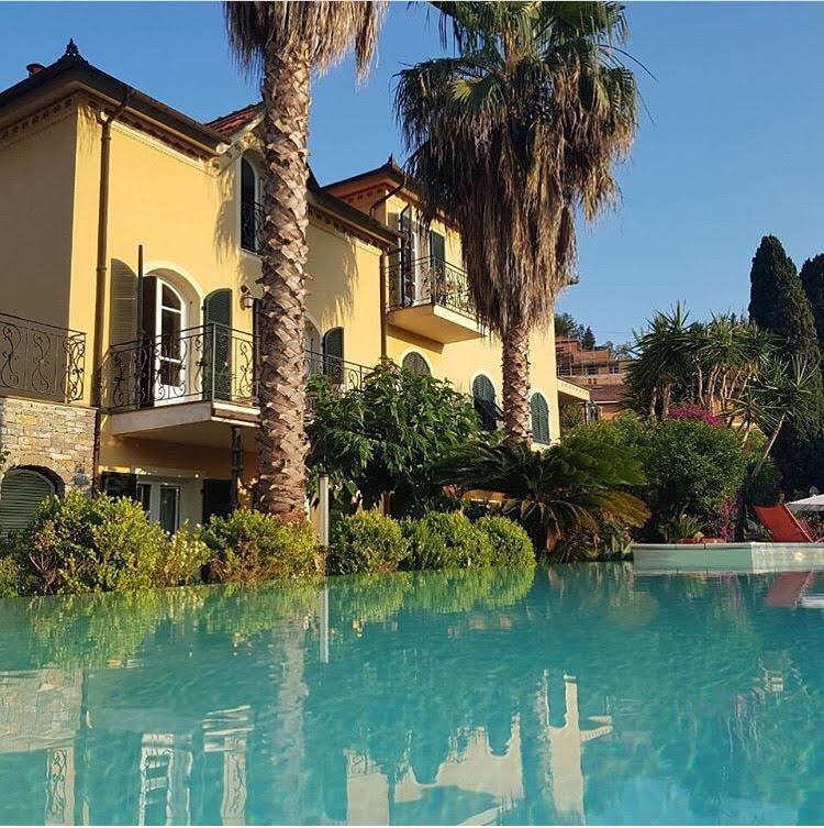 Tenuta Agriturismo Il Risveglio Imperia Exterior foto